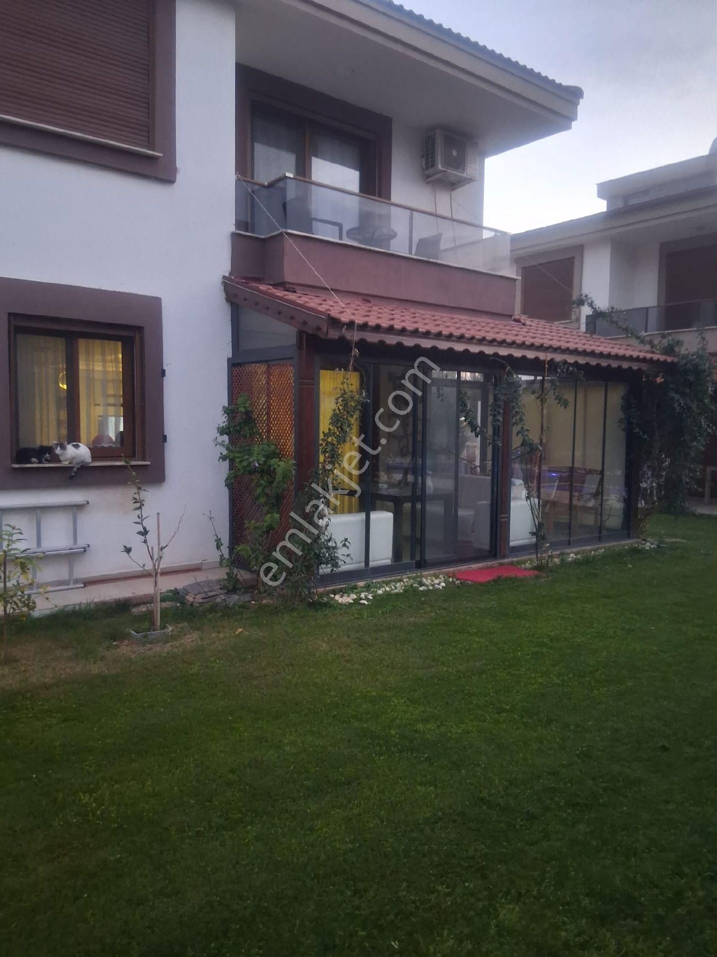 İzmir Seferihisar Doğanbey De Satılık 3+1 Havuzlu Villa - Görsel 14