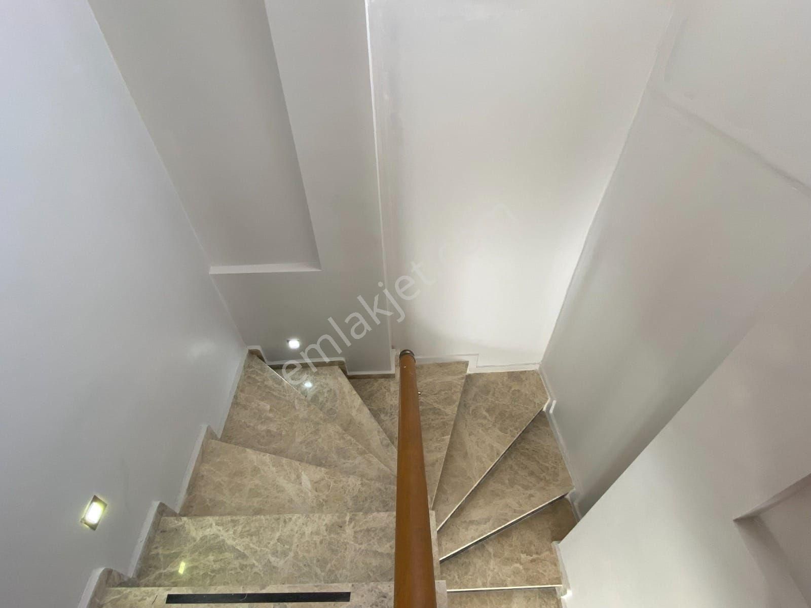 İzmir Seferihisar Doğanbey De Satılık 3+1 Havuzlu Villa - Görsel 24