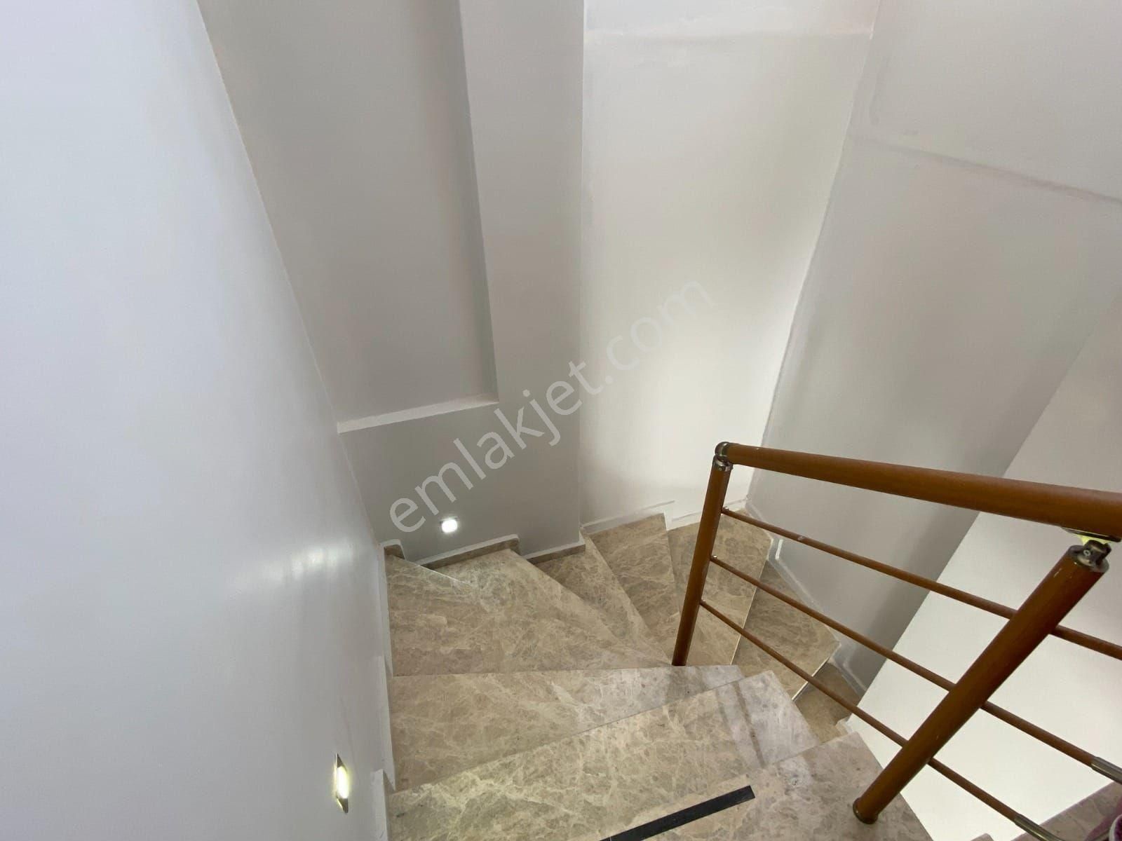 İzmir Seferihisar Doğanbey De Satılık 3+1 Havuzlu Villa - Görsel 25
