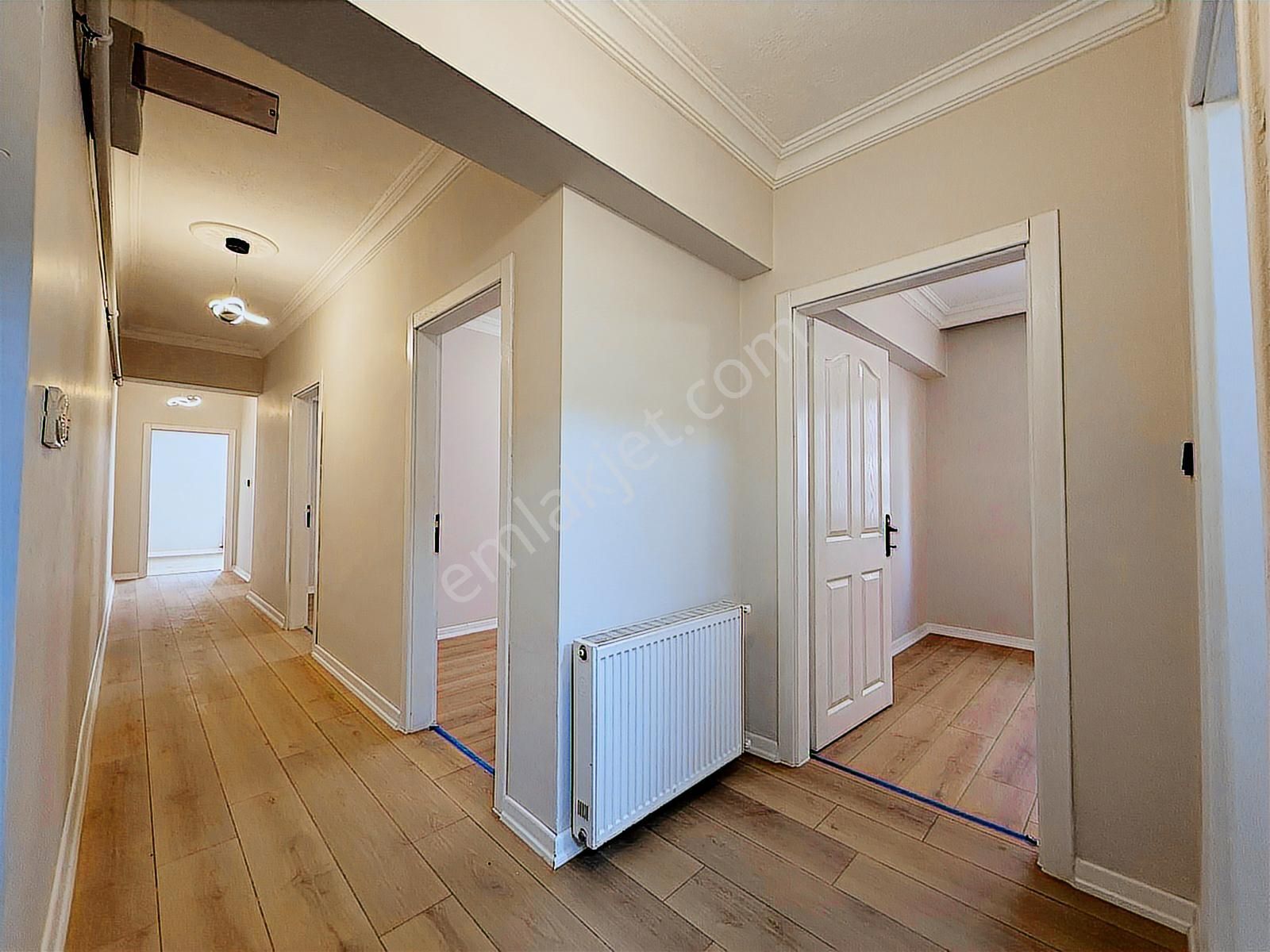 Mareşal Mah'de Genç Binada Cadde Cepheli Kat Konumunda Y.giriş - Görsel 31