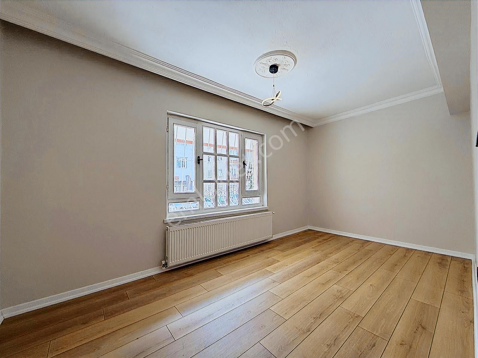 Mareşal Mah'de Genç Binada Cadde Cepheli Kat Konumunda Y.giriş - Görsel 2