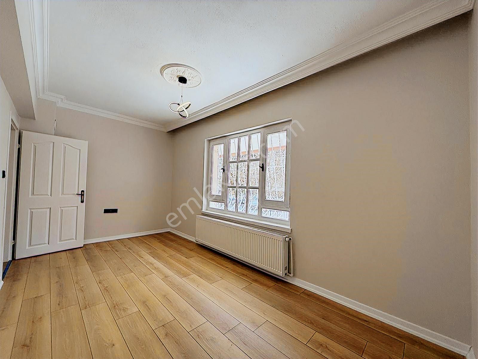 Mareşal Mah'de Genç Binada Cadde Cepheli Kat Konumunda Y.giriş - Görsel 15