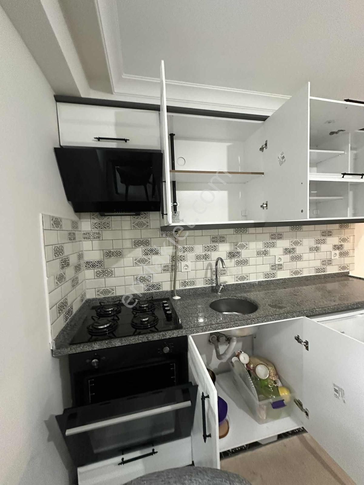 Denize 40 Metre Eşyalı İskele Merkezde Satılık Daire - Görsel 3