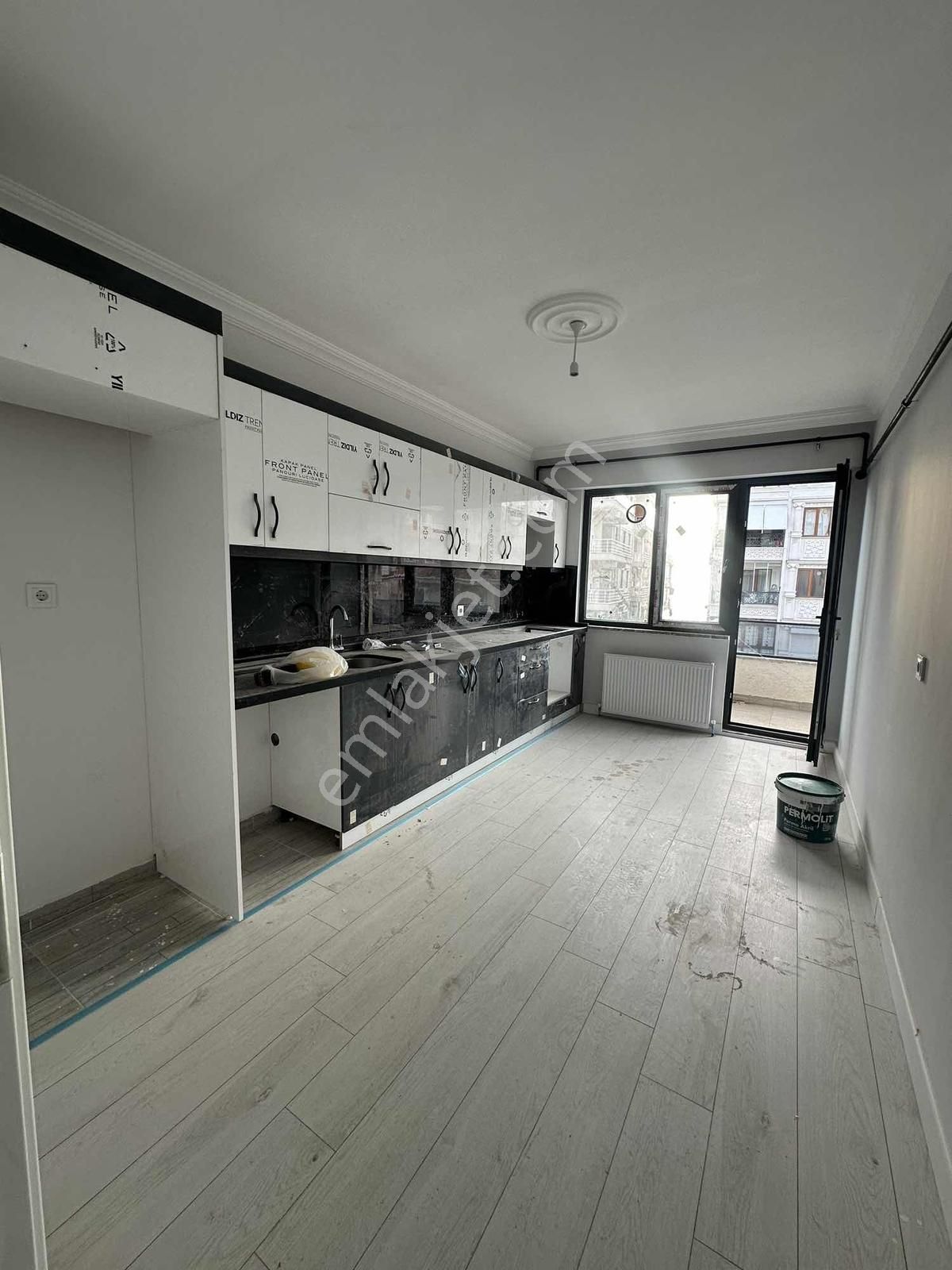 Denize 30 Metre Geniş Sıfır İskanlı Daire - Görsel 10