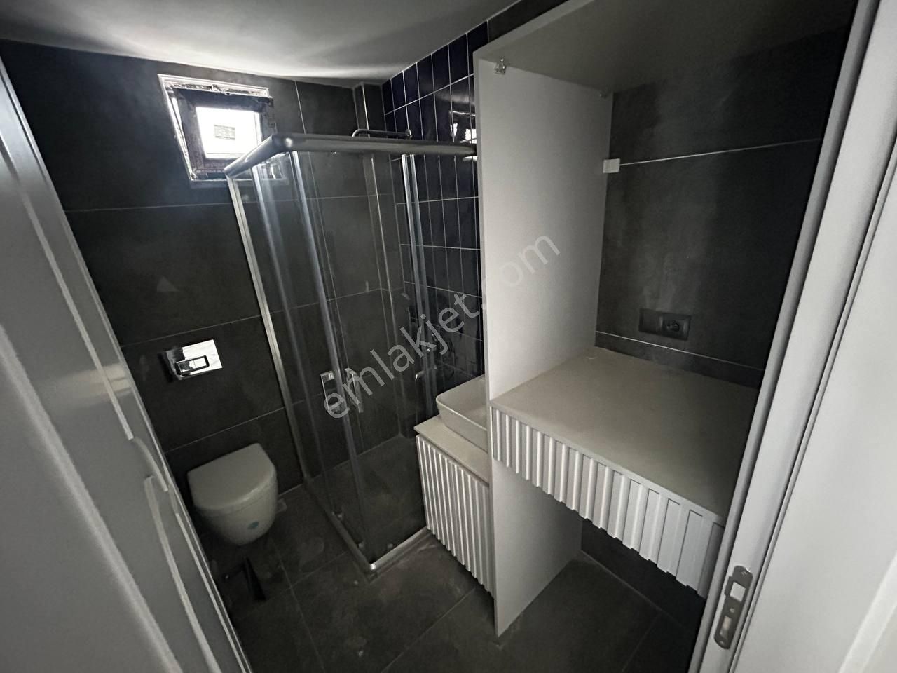 Tramvay Altı Anayola 2. Binada Satılık 1+1 Daire - Görsel 9