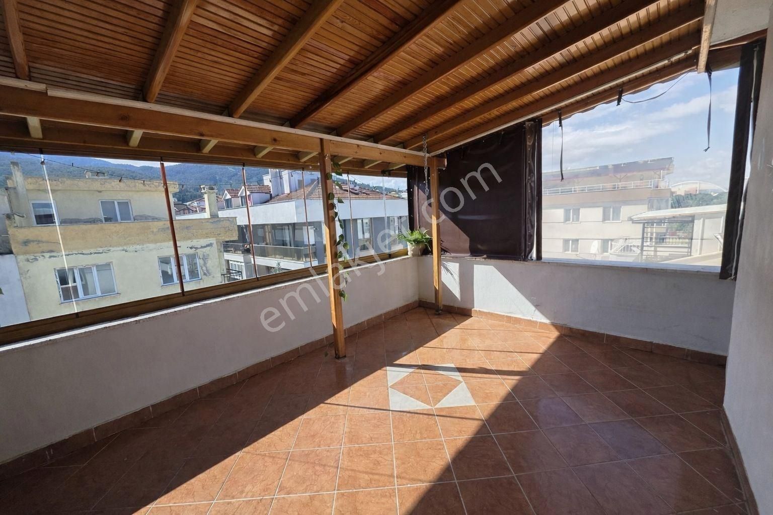 Uncubozköy Merkezde Fırsat! 5+1 | 180m² | Keyifli Çift Teraslı Dubleks/daire - Görsel 9