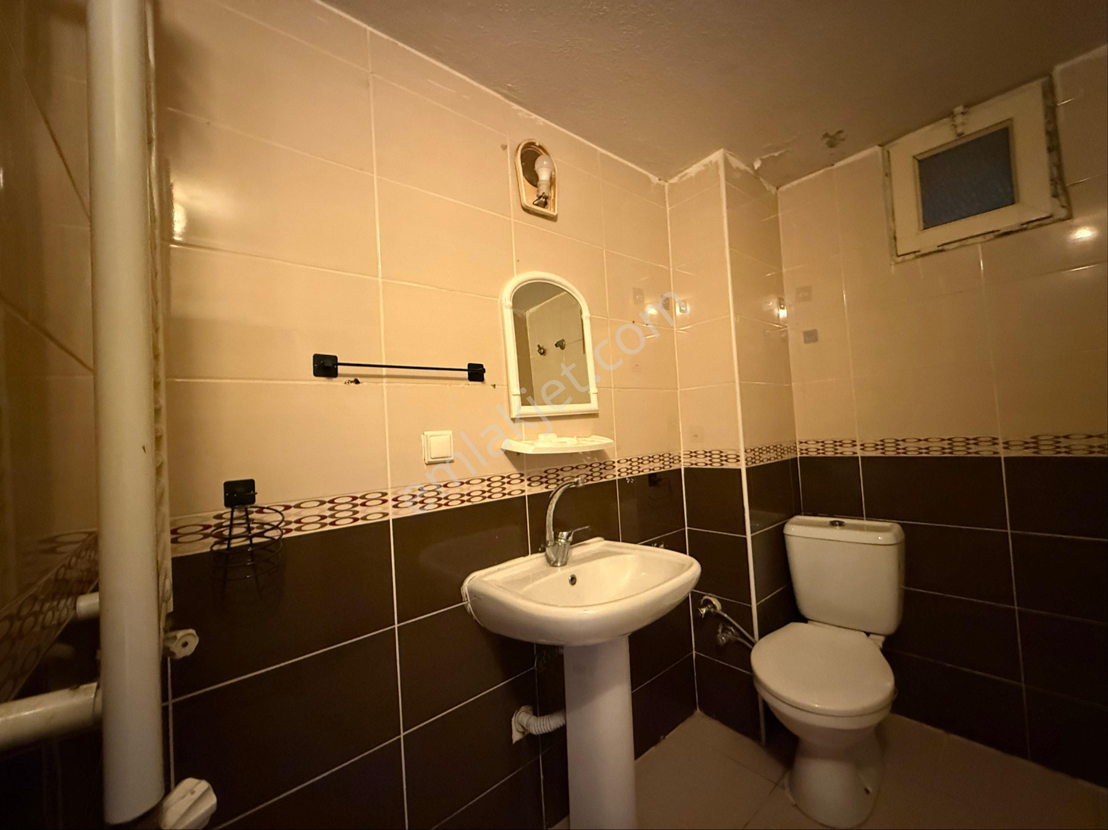 Sütlüce Mah. Soma Caddesi Üzeri Kiralık 2+0 - Görsel 10