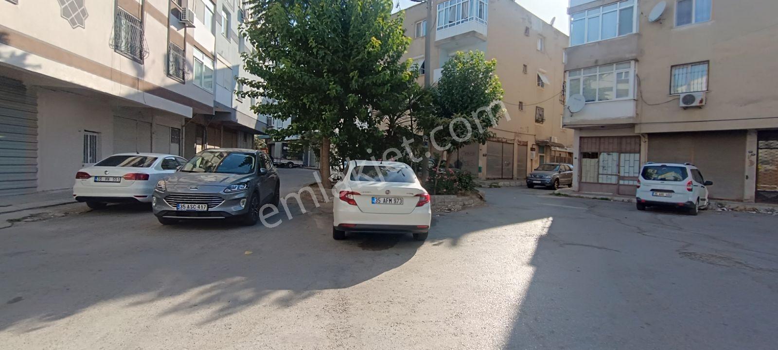 Karabağlar Eserkent'te Merkezde 75 M2 Her İşe Uygun Köşe Dükkan - Görsel 3