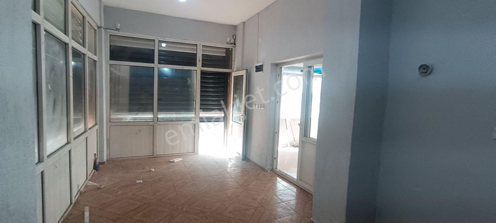 Karabağlar Eserkent'te Merkezde 75 M2 Her İşe Uygun Köşe Dükkan - Görsel 24
