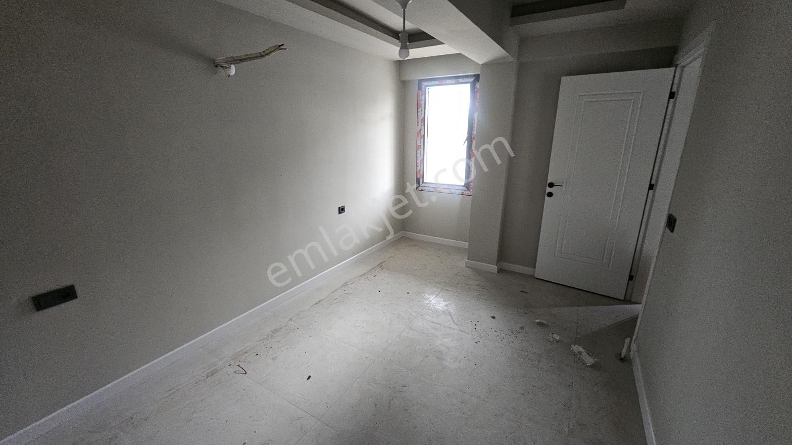 Ayb Gayrimenkulden Cami Mahallesinde Satılık 1+1 Sıfır Daire - Görsel 4