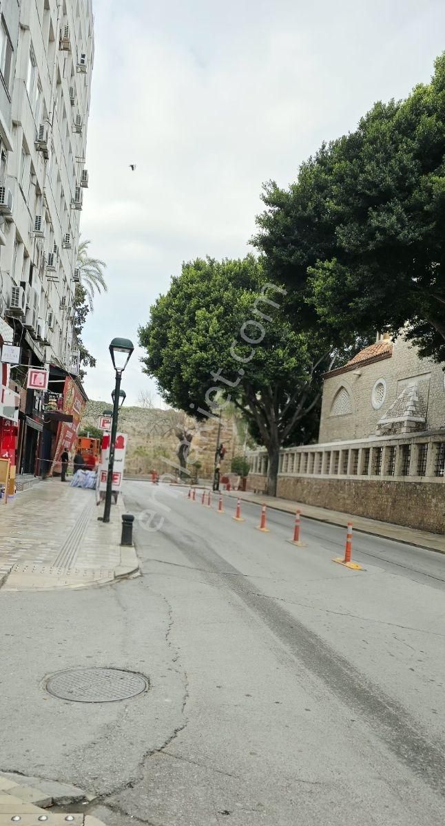 Antalya Şehir Merkezinde 1+0 Stüdyo Daire - Görsel 12