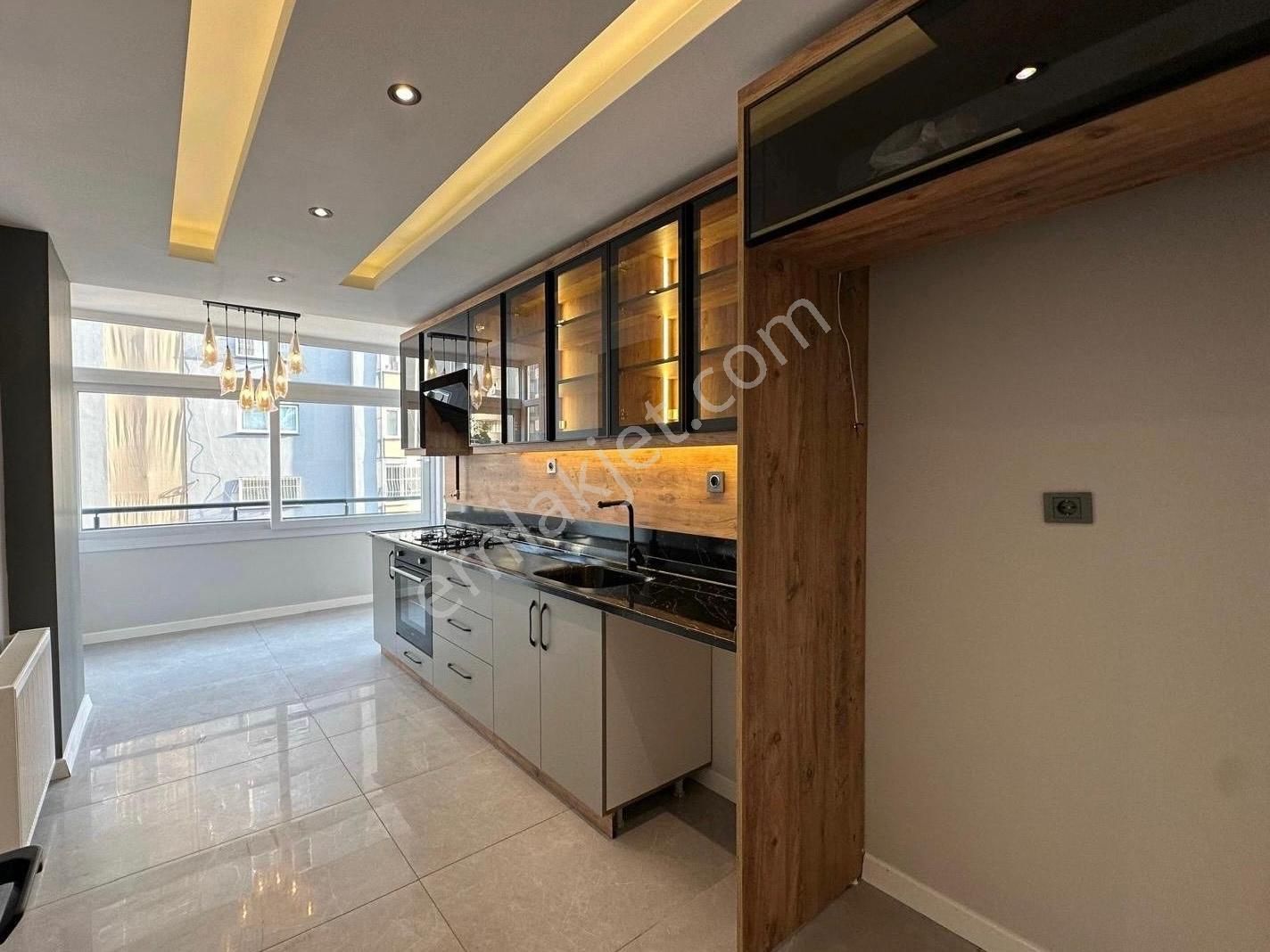 İz'den Mahfesığmaz'da Modern Tasarıma Sahip 3+1 Fırsat Daire