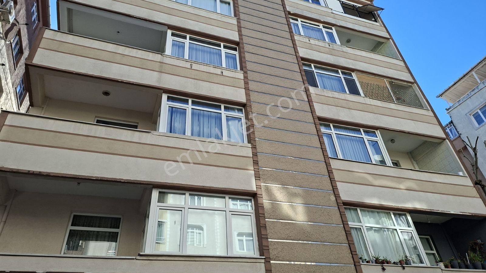 Bahçelievlerde 3+1 Temiz 2.kat - Görsel 15