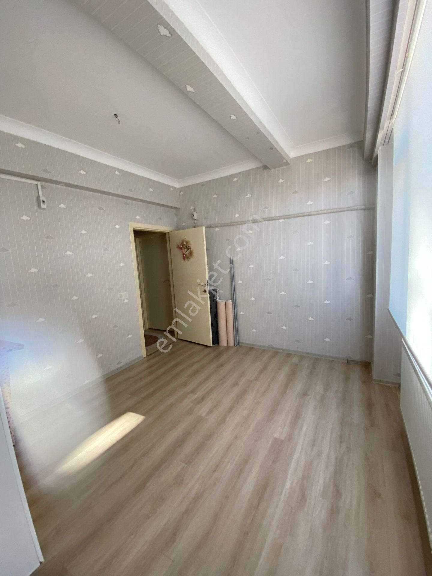 Sahibinden Satılık 180 M2 50 Mt Çevre Yolunda Mesire Yakınında - Görsel 5