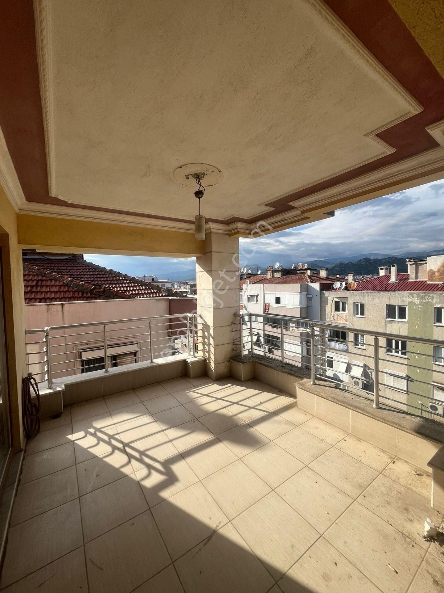 Atatürk Bulvarı Üzerin De Satılık 4+1 240 M² Satılık Daire ! ! ! - Görsel 3