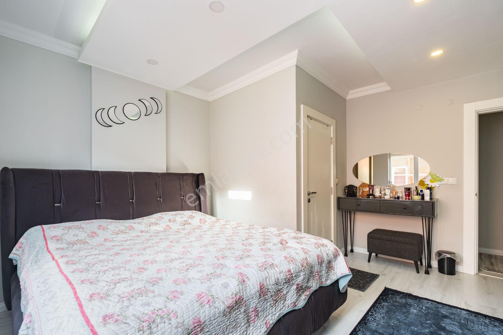 Yenigün Dilşad Refizade Karşısı Çift Mutfaklı Lüks Yapılı 4+2 Dubleks - Görsel 12