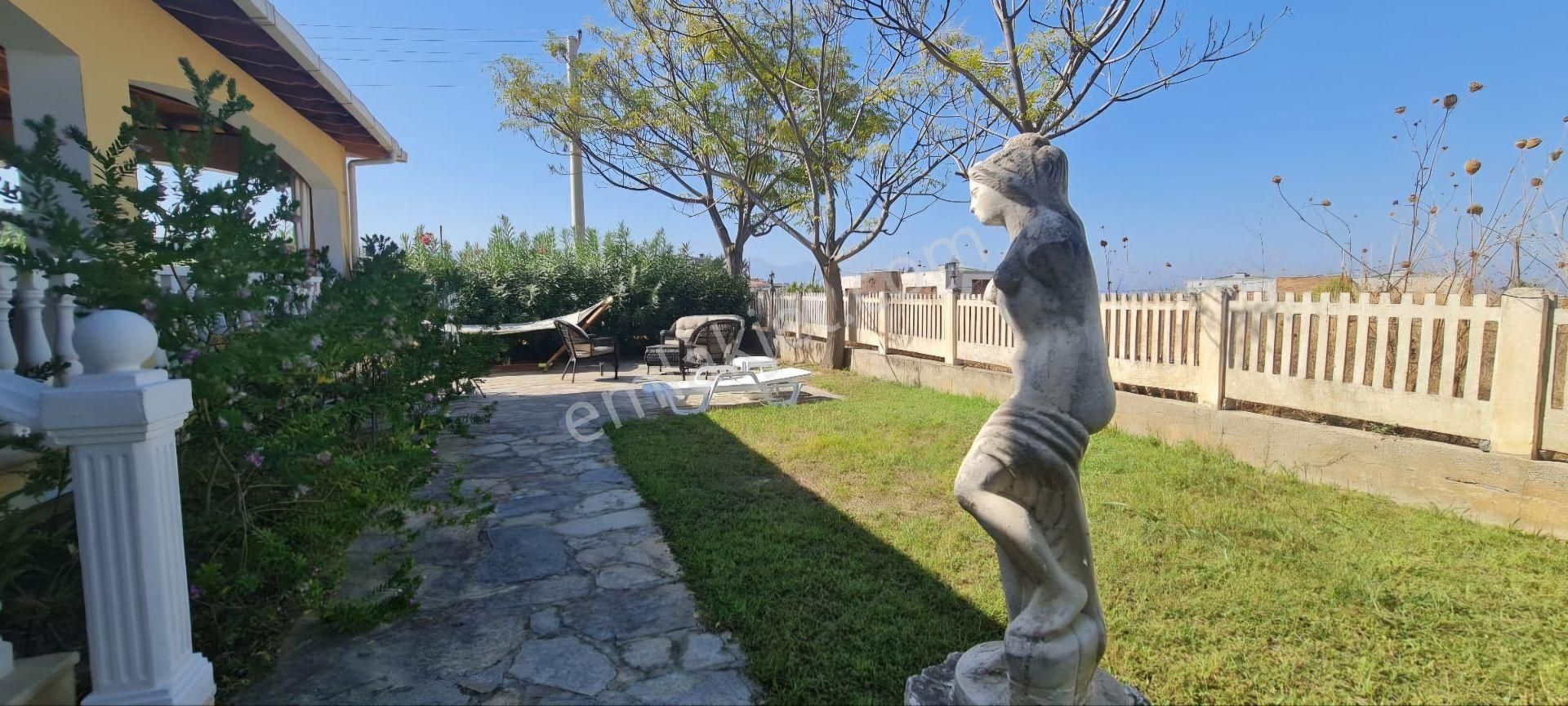 Kuşadası Satılık Karaova Mevkii - Görsel 9