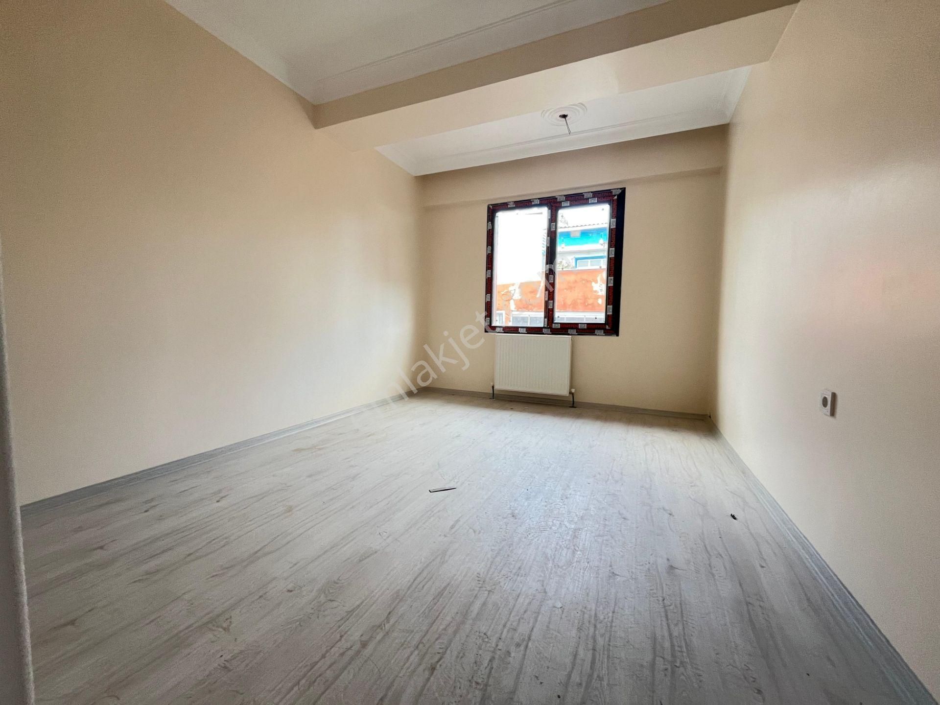 Loft'tan Sefaköy Merkezde Cadde Üzerinde 2+1 90m2 Sıfır Satılık Daire - Görsel 18