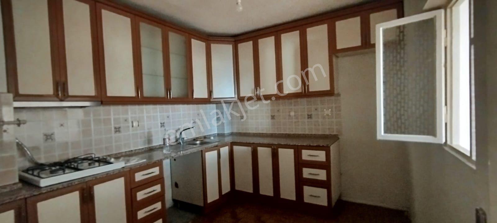 Manisa Şehzdelerde Kiralık 3+1 Daire
