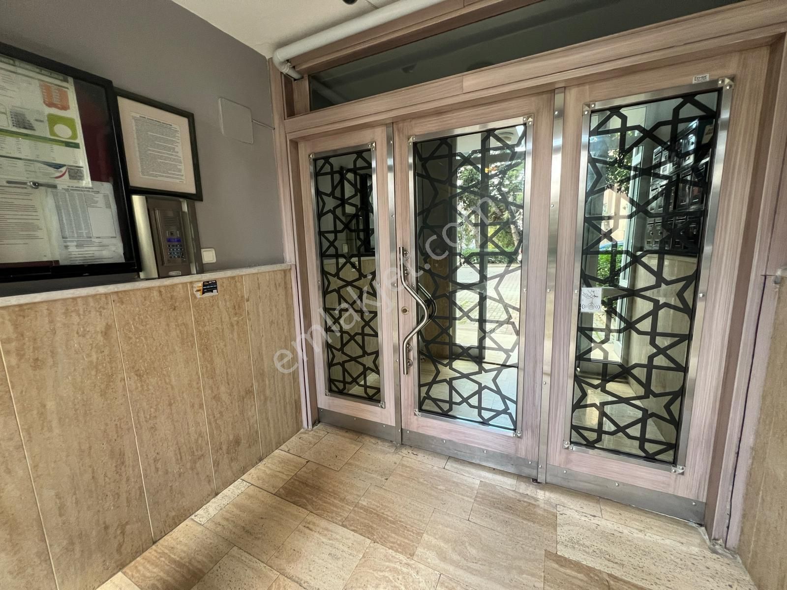 Mimaroba 1. Kısımda Cadde Üstü Kiralık 3+1 Daire - Görsel 9