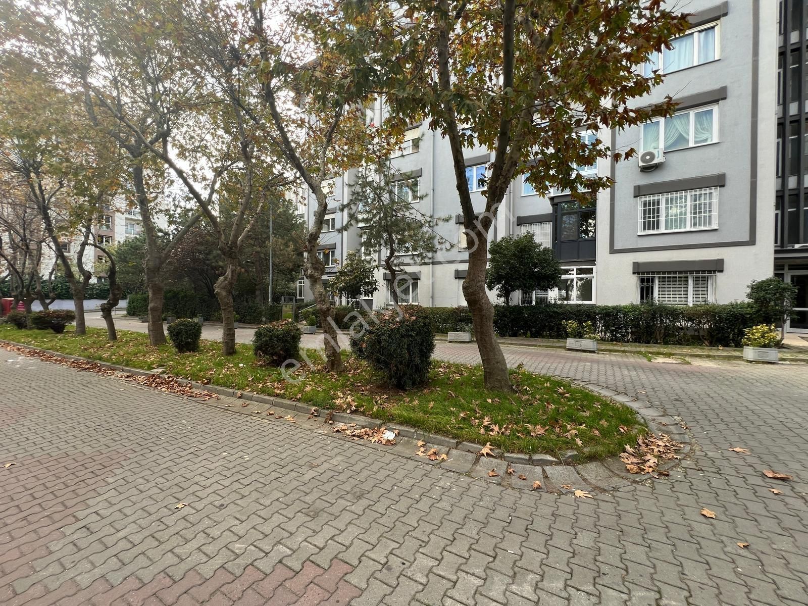 Mimaroba 1. Kısımda Cadde Üstü Kiralık 3+1 Daire - Görsel 17