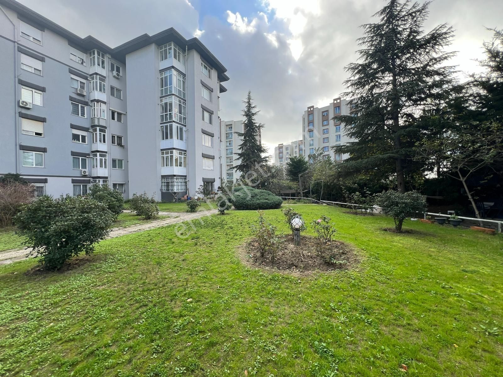 Mimaroba 1. Kısımda Cadde Üstü Kiralık 3+1 Daire - Görsel 16