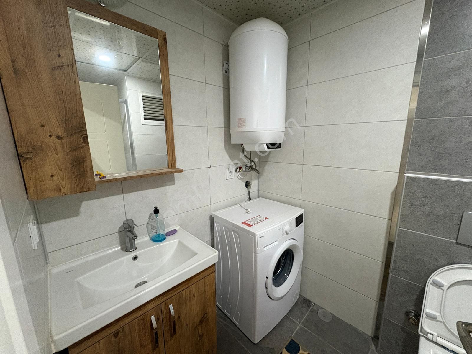 Yüzme Havuzlu , Otoparklı , Saunalı Site İçinde Fırsat 2+1 Daire - Görsel 19