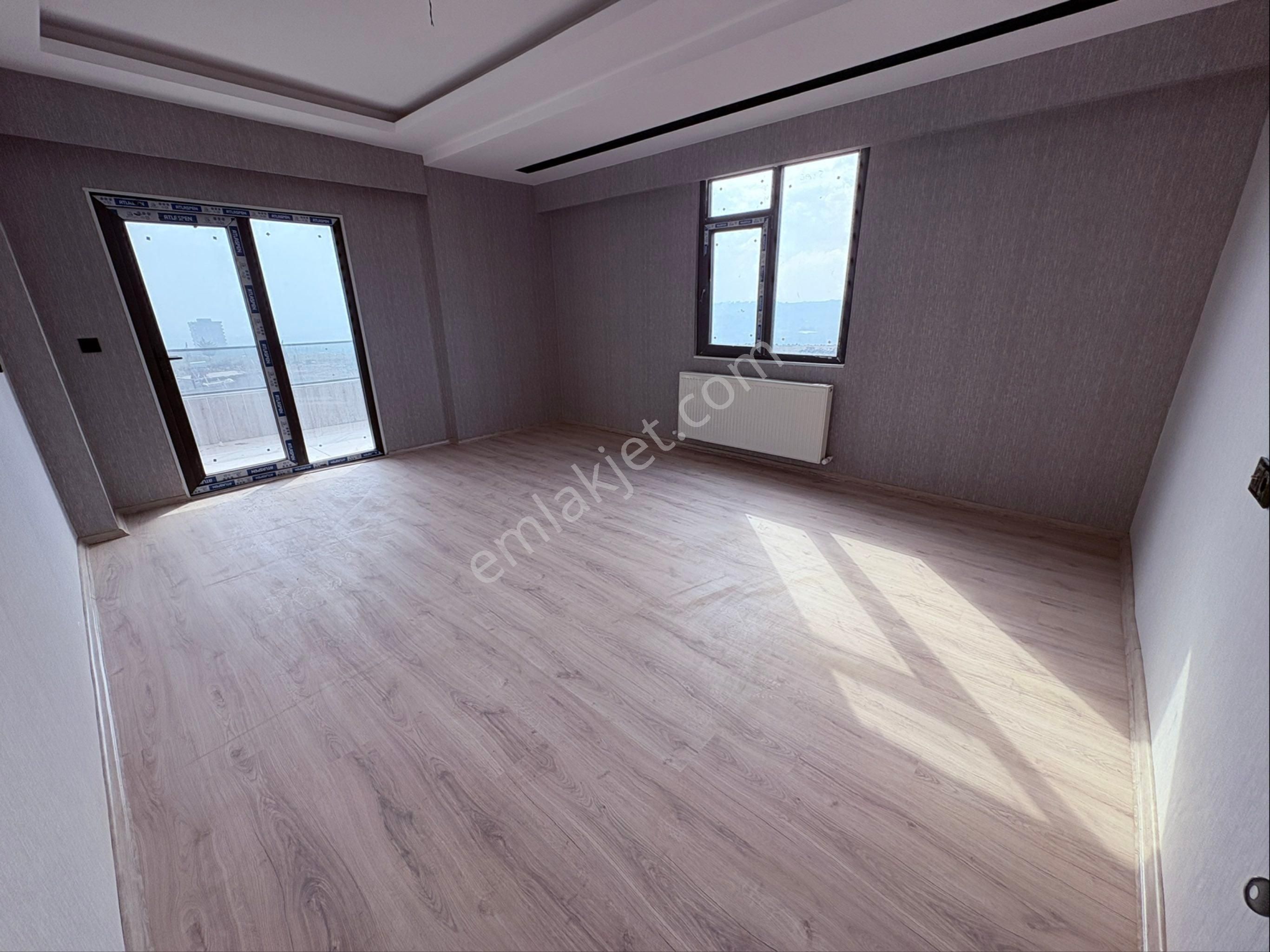 Süper Konumda Çift Balkon Arakat Lüx Daire - Görsel 15