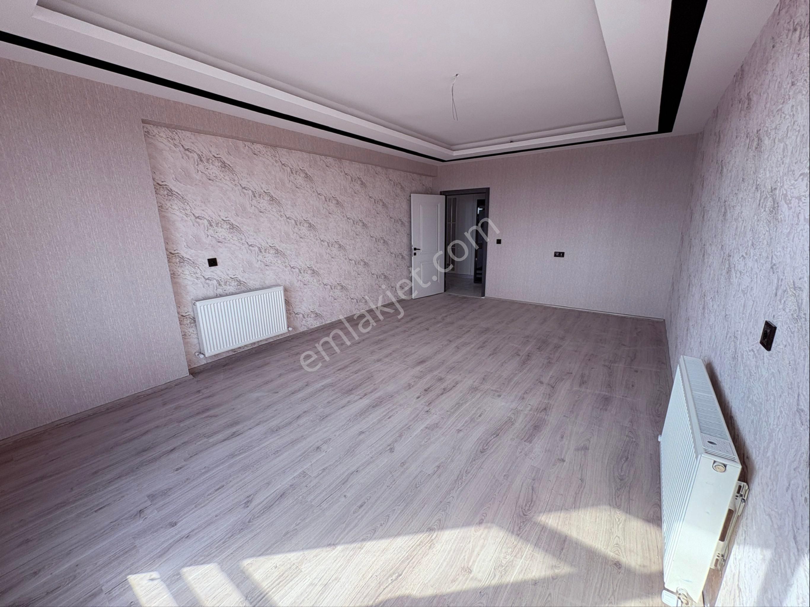 Süper Konumda Çift Balkon Arakat Lüx Daire - Görsel 17