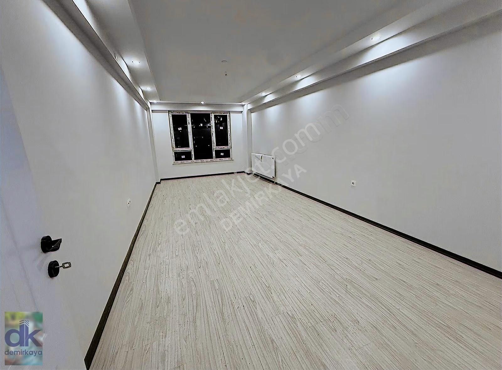 71 Evler Mah. Şehir Hastanesi Dibi 2+1 Lüks Daire - Görsel 9