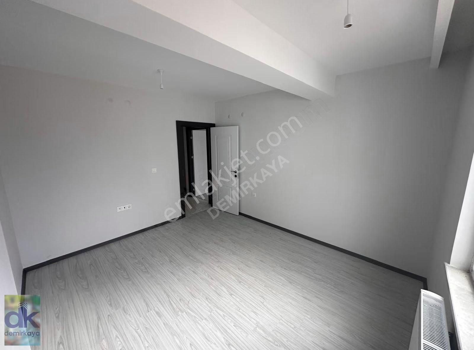 71 Evler Mah. Şehir Hastanesi Dibi 2+1 Lüks Daire - Görsel 16