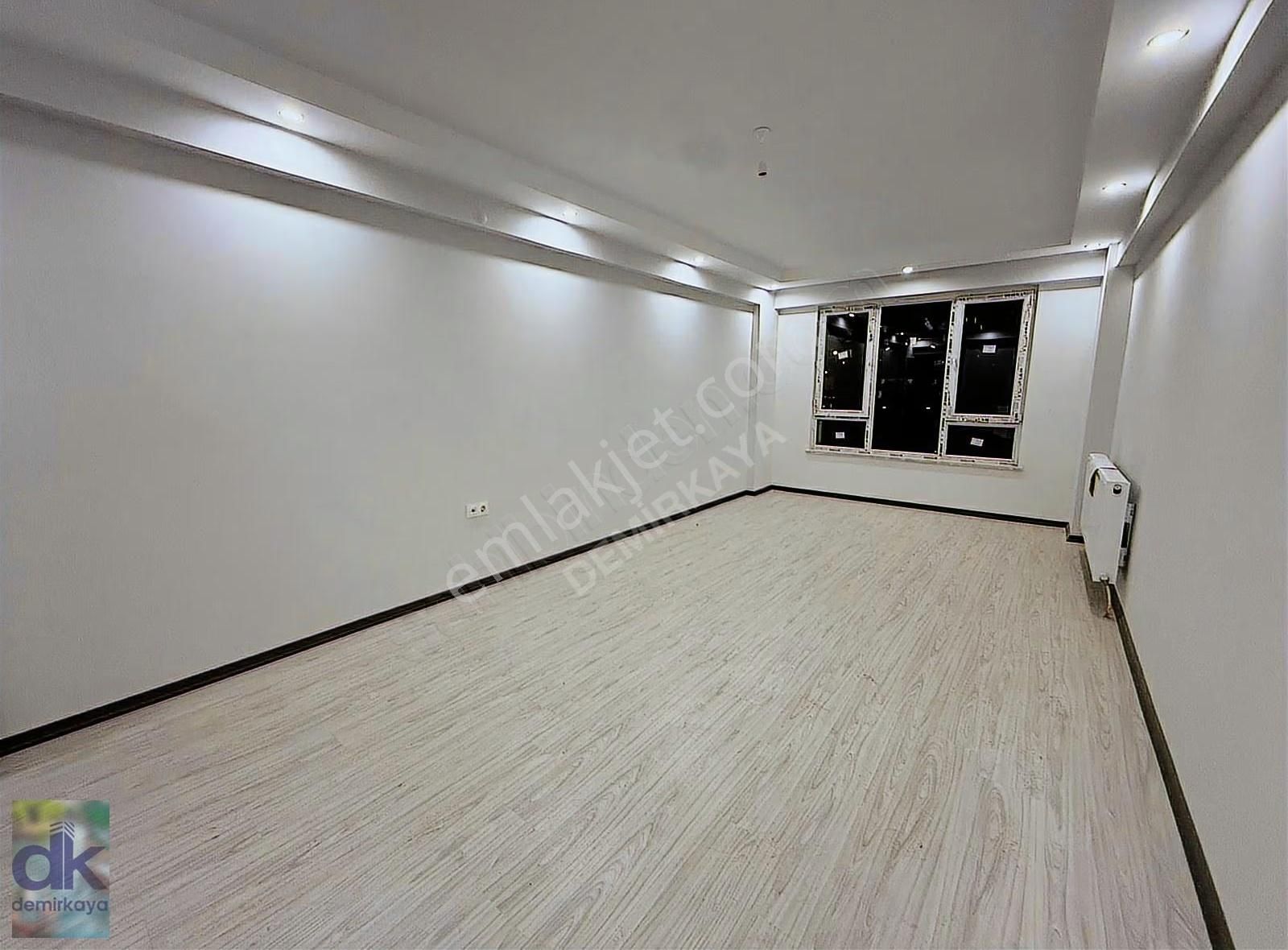 71 Evler Mah. Şehir Hastanesi Dibi 2+1 Lüks Daire - Görsel 15