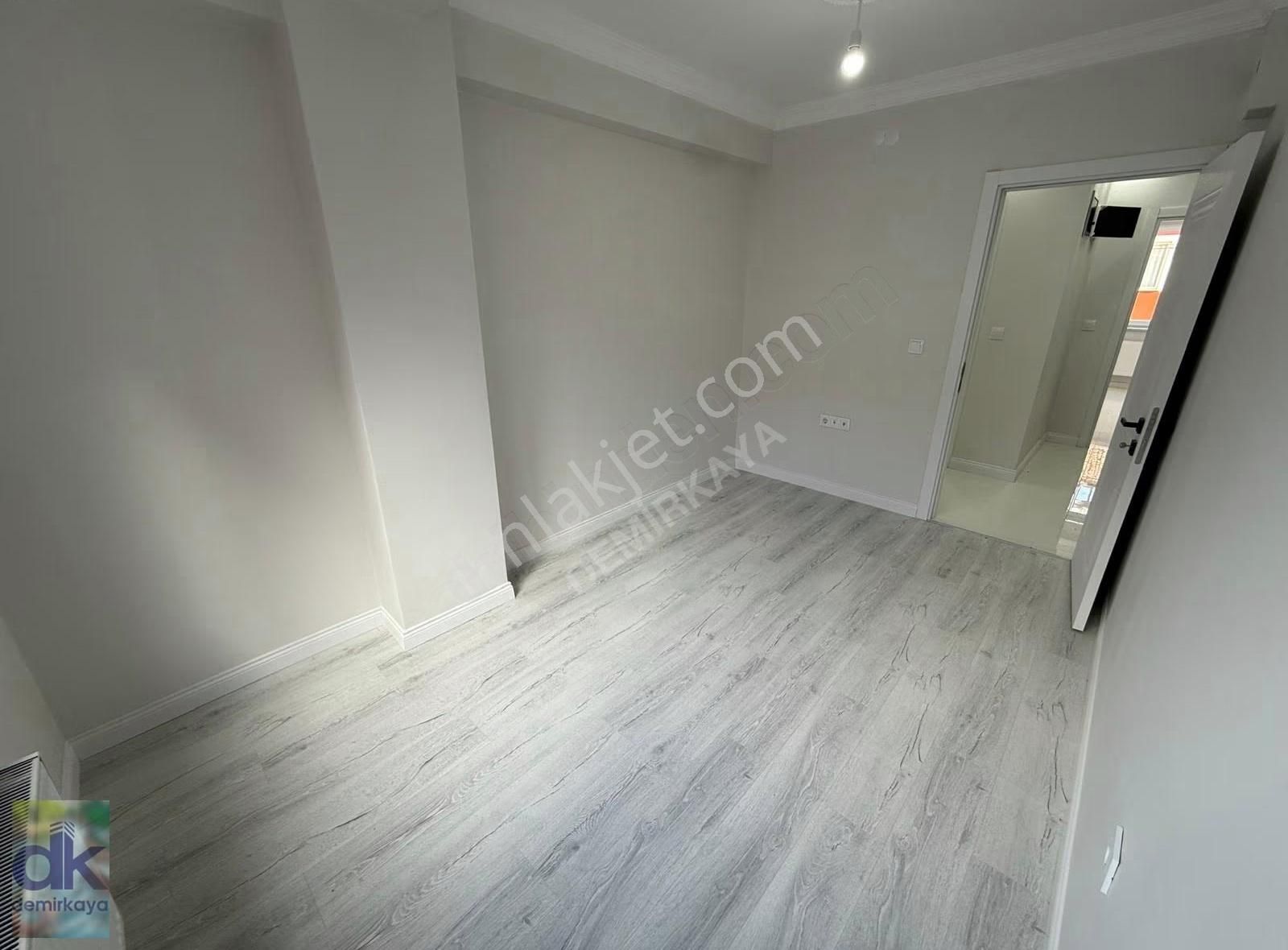 71 Evler Mahallesi Kafkas Cad. 50m Lüks 3+1 Daire - Görsel 8