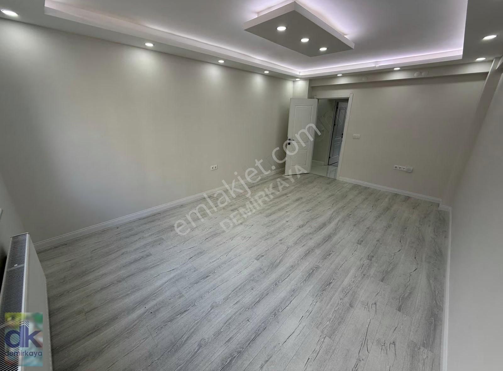 71 Evler Mahallesi Kafkas Cad. 50m Lüks 3+1 Daire - Görsel 21