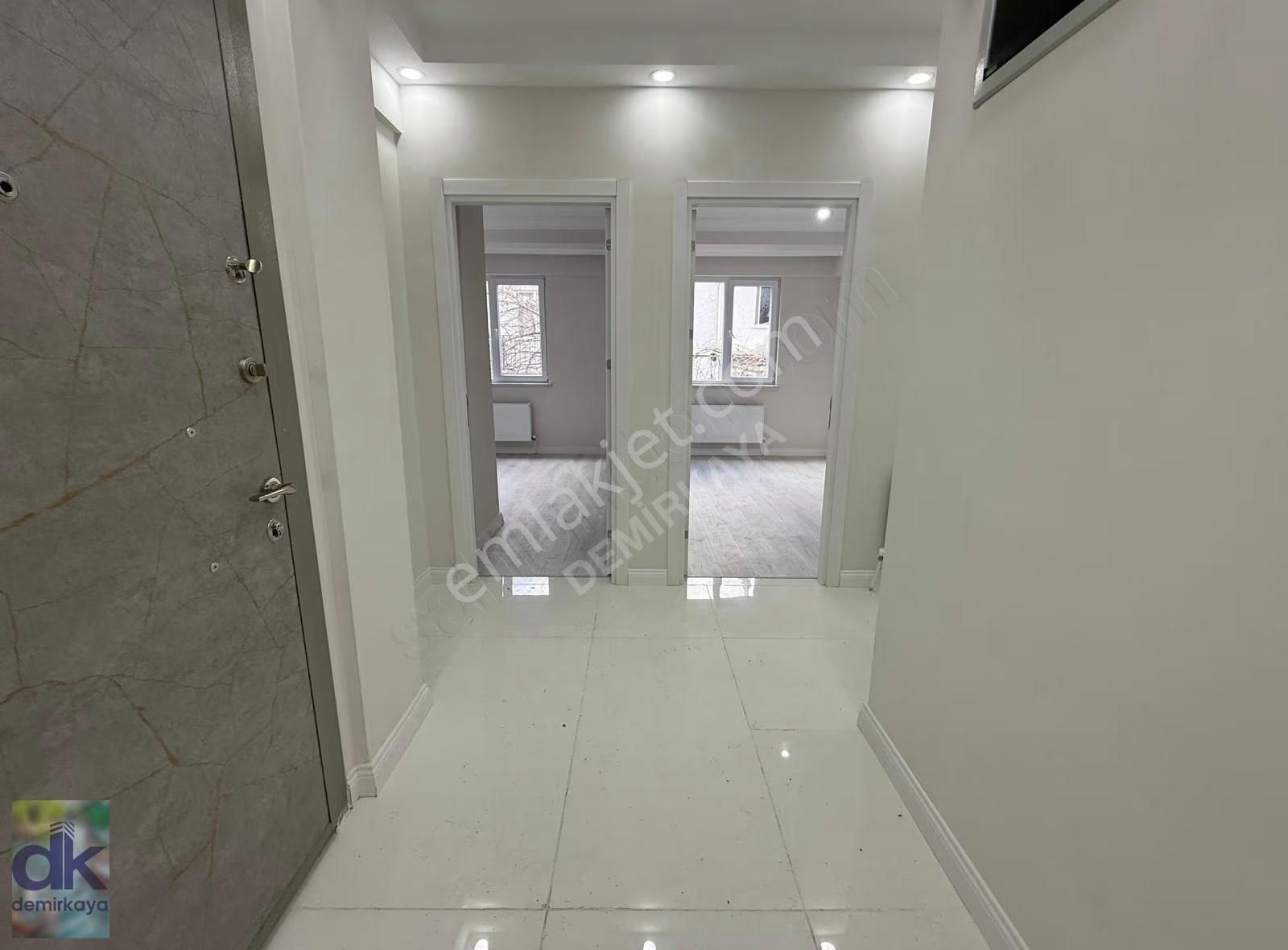 71 Evler Mahallesi Kafkas Cad. 50m Lüks 3+1 Daire - Görsel 19