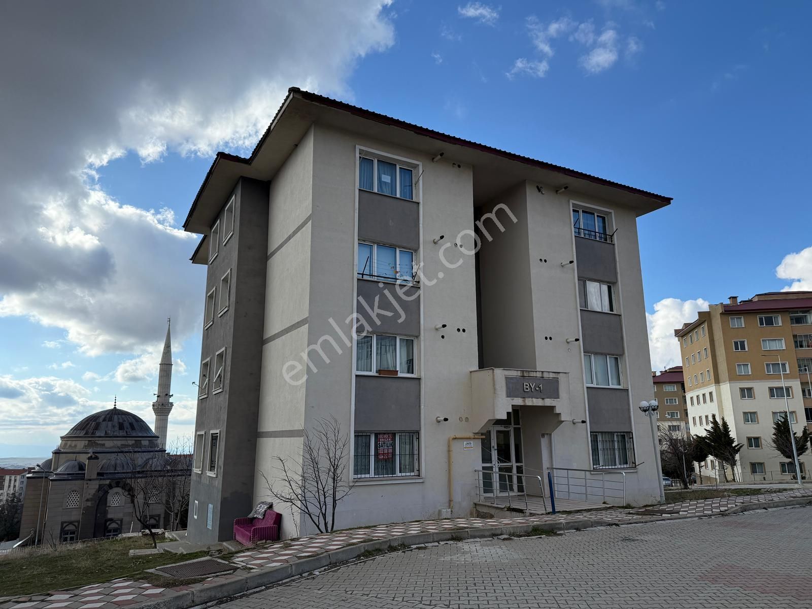 Toki Konutlarında 1+1 Eşyalı Satılık Daire *burcu Emlak *