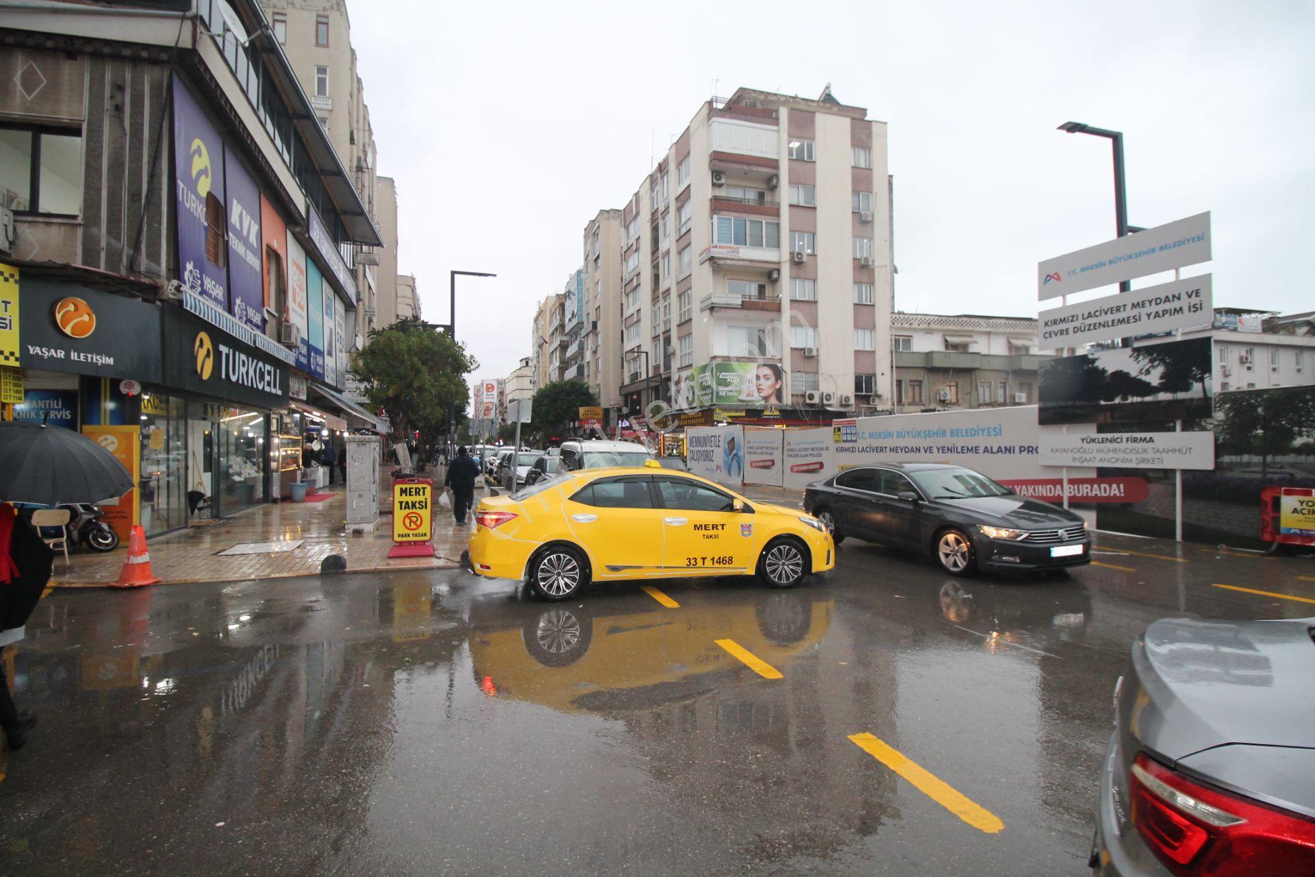 Retro’dan İstiklal Cad. Üzeri Tabela Değeri Yüksek 3+1 Ofis - Görsel 2