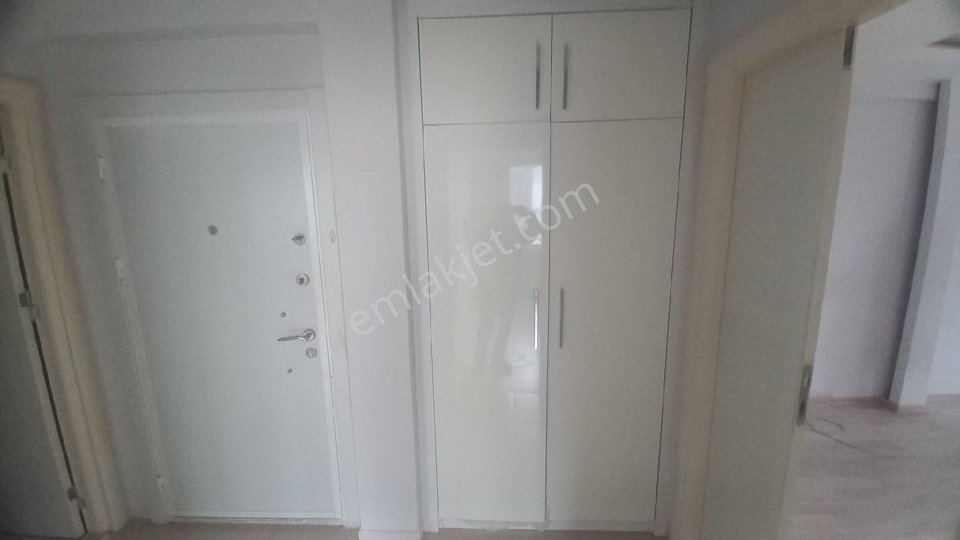 Hurma Konyaaltı’nda Havuzlu Sitede 2+1 Kiralık Daire , Lüks Asansörlü, Şifreli Girişli - Görsel 24