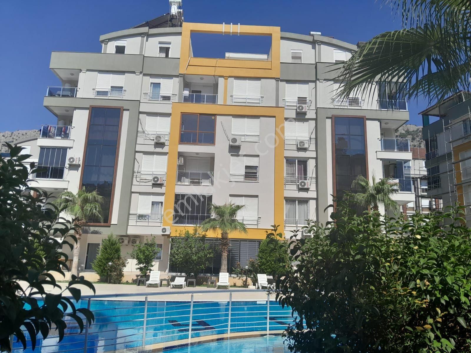 Hurma Konyaaltı’nda Havuzlu Sitede 2+1 Kiralık Daire , Lüks Asansörlü, Şifreli Girişli - Görsel 4