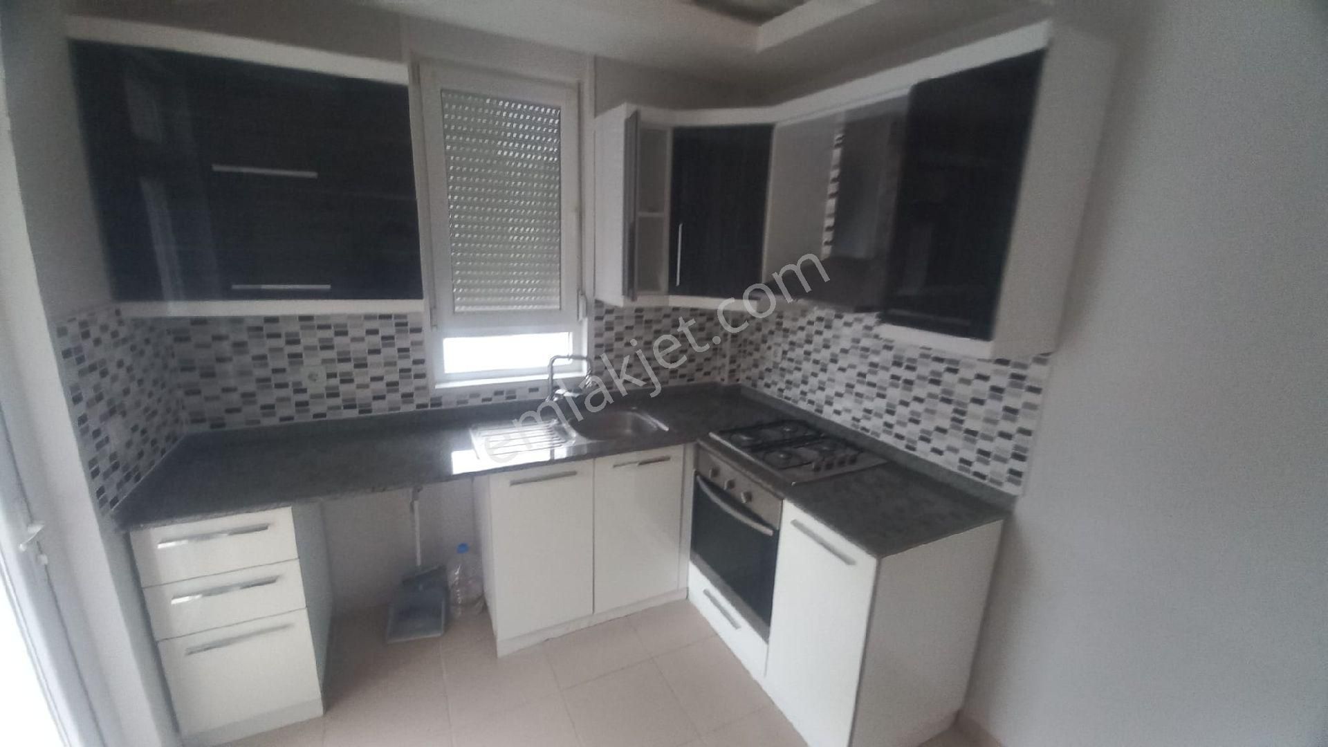 Hurma Konyaaltı’nda Havuzlu Sitede 2+1 Kiralık Daire , Lüks Asansörlü, Şifreli Girişli - Görsel 18