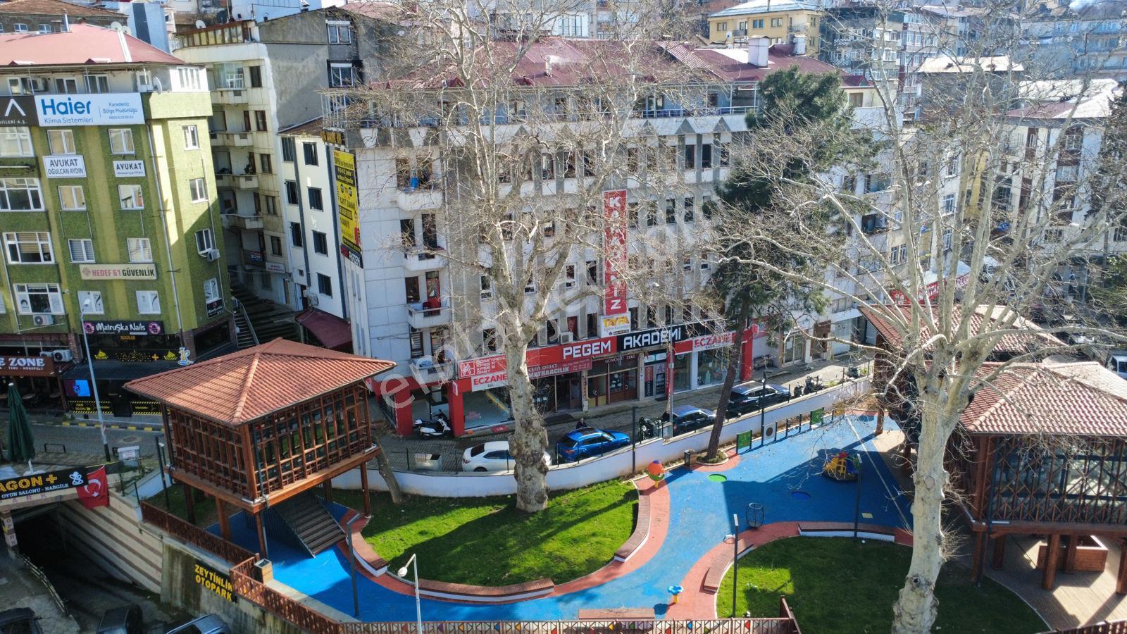 Trabzon Meydanda Komple Satılık İşyeri - Görsel 4