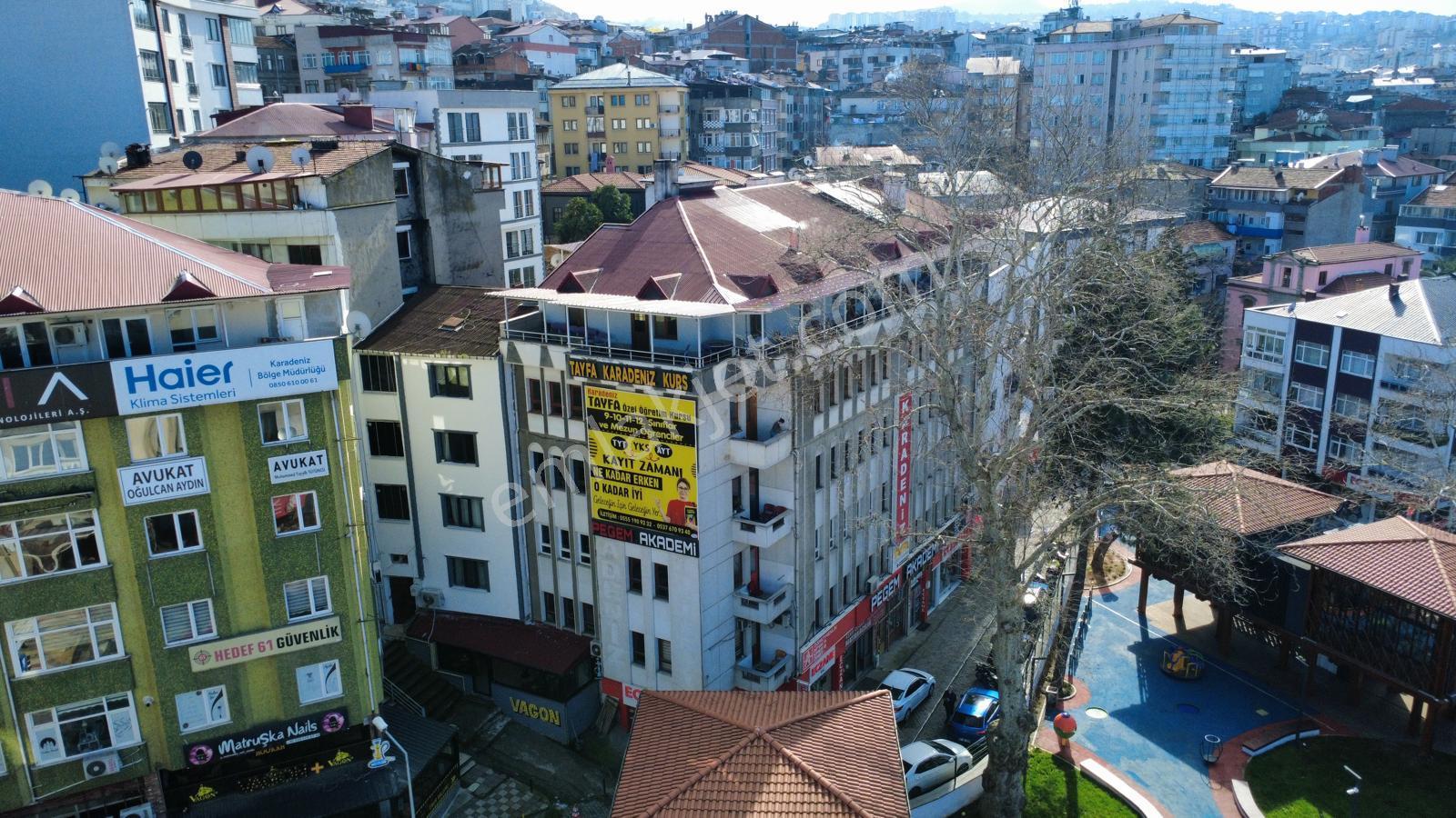 Trabzon Meydanda Komple Satılık İşyeri - Görsel 26