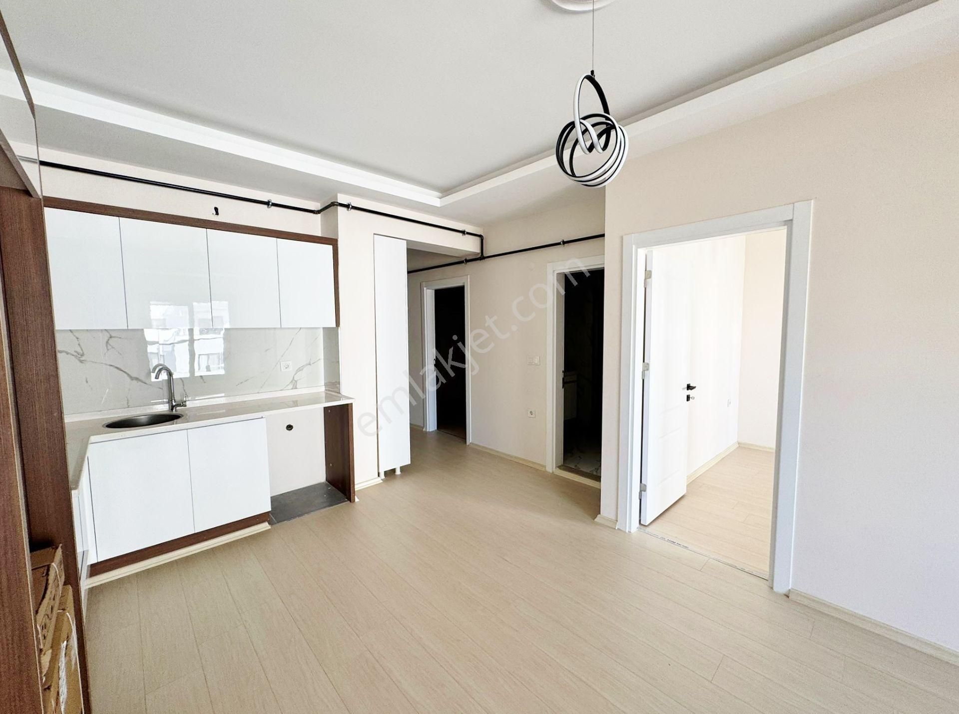 Menemen Seyrek Cadde Üzeri Kiralık Geniş Ara Kat 2+1 Sıfır Daire - Görsel 17