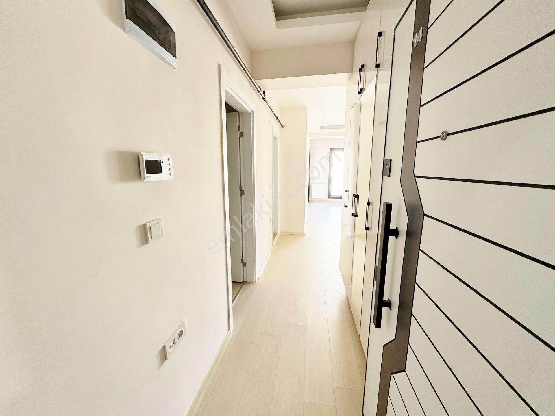 Menemen Seyrek Cadde Üzeri Kiralık Geniş Ara Kat 2+1 Sıfır Daire - Görsel 7