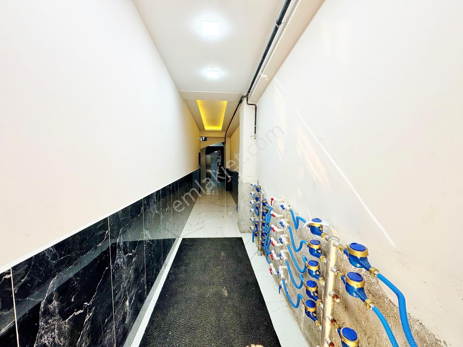 Menemen Seyrek Cadde Üzeri Kiralık Geniş Ara Kat 2+1 Sıfır Daire - Görsel 3