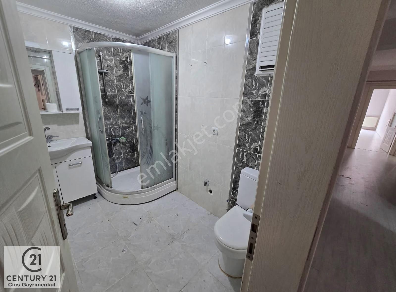 C21 Cius Merkezi Konum Sosyal Yaşam Civari Asansörlü Kiralık 3+1 - Görsel 4