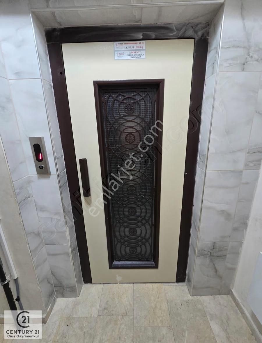 C21 Cius Merkezi Konum Sosyal Yaşam Civari Asansörlü Kiralık 3+1 - Görsel 6