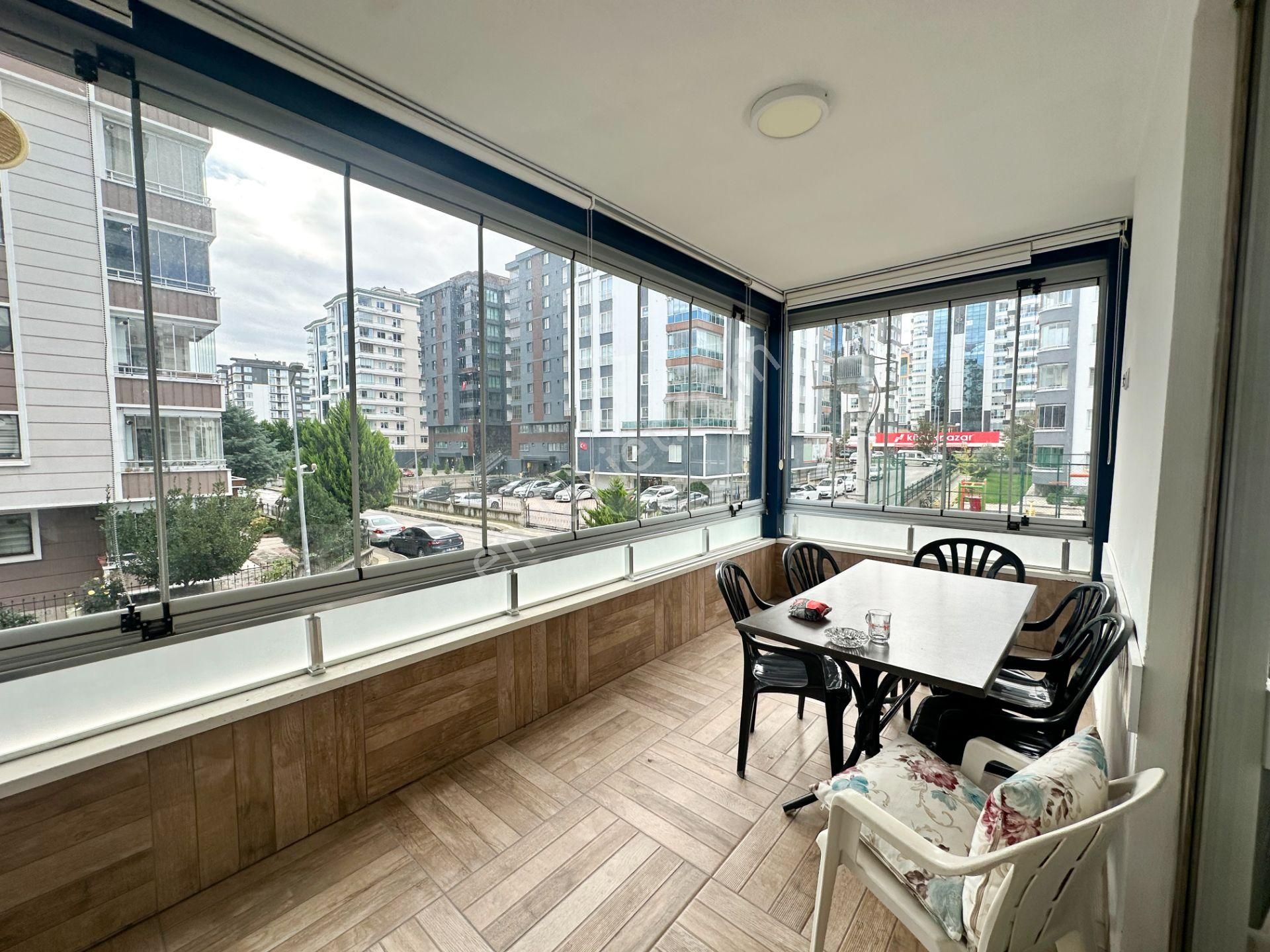 Cağaloğlu Tramvay Arası Sitede 4+1 Satılık Daire - Görsel 9