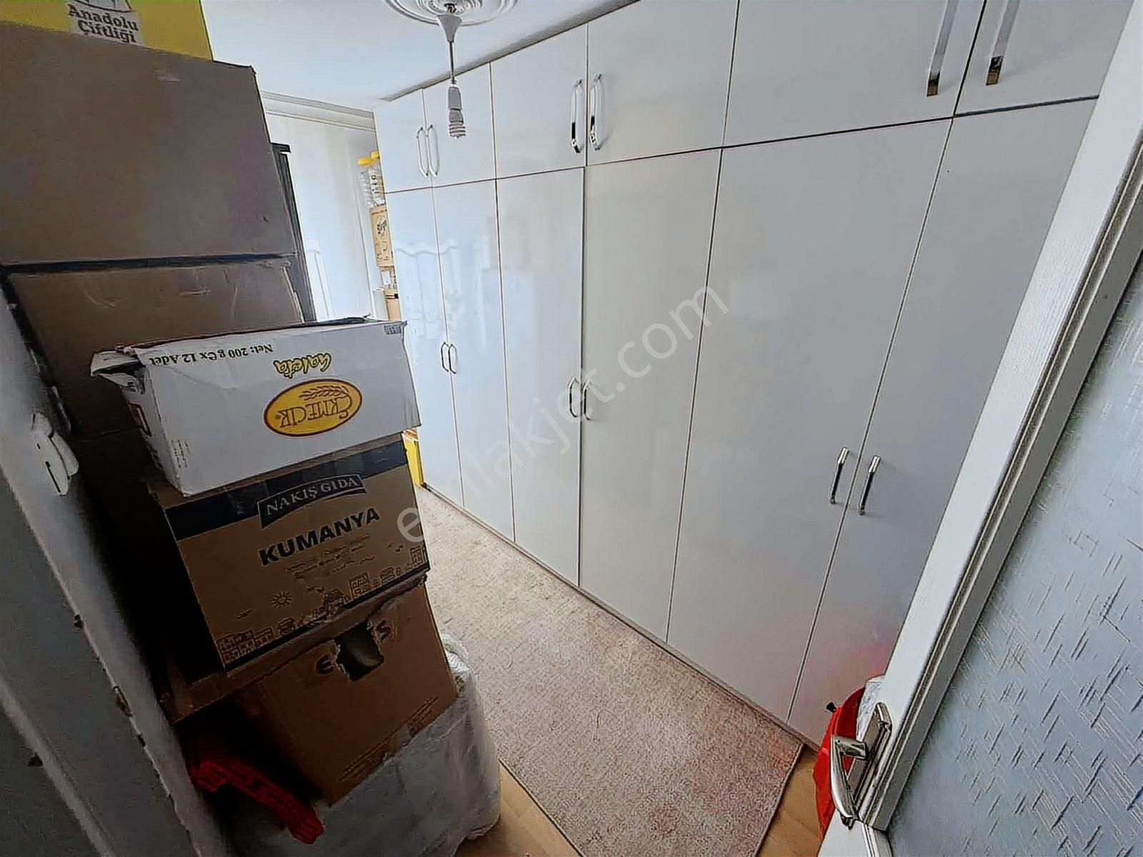 A L C Den Metro Yakını Merkezi Konumda 2+1 Satılık Daire - Görsel 6