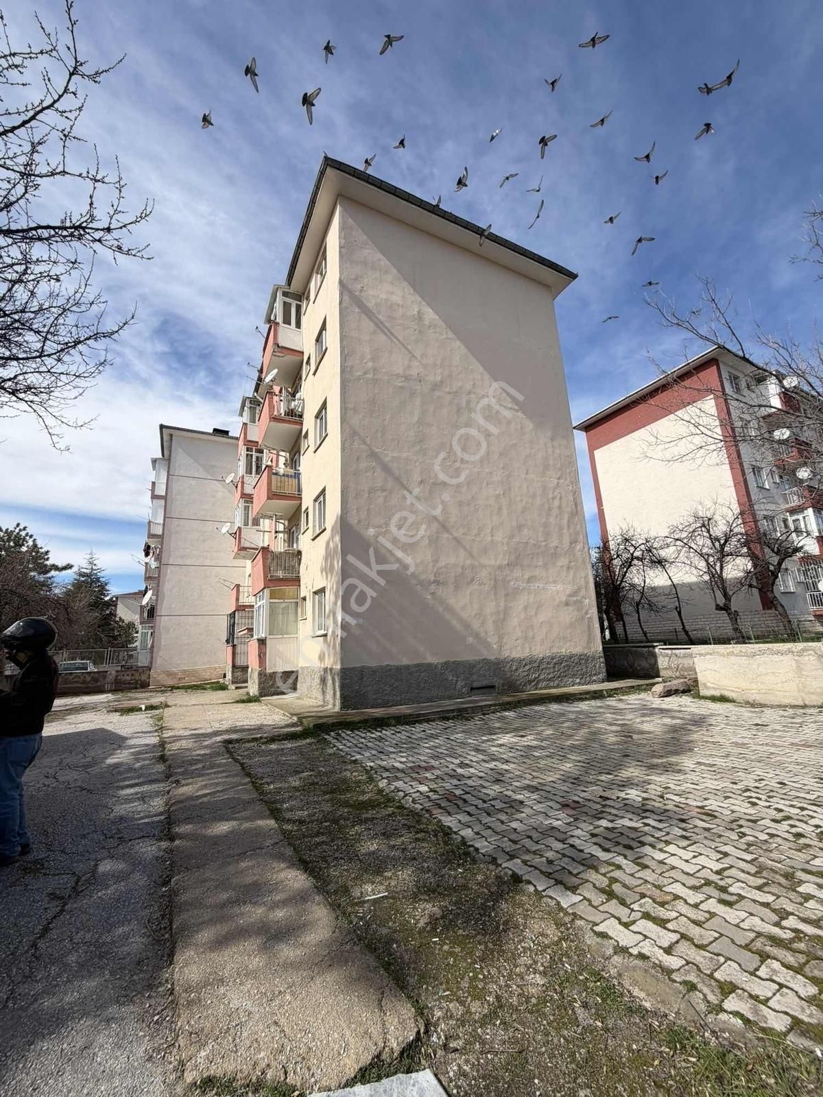 A L C Den Metro Yakını Merkezi Konumda 2+1 Satılık Daire - Görsel 21
